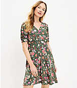 Petite Country Garden Puff Sleeve V-Neck Dress carousel Product Image 1