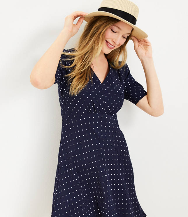 Petite Dotted Puff Sleeve V-Neck Dress