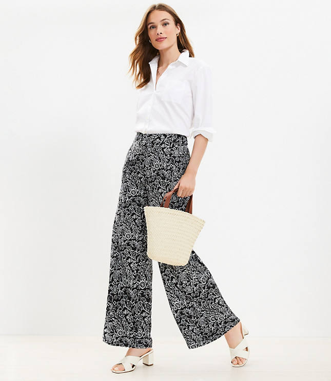 Petite Fluid Wide Leg Pants in Garden Print