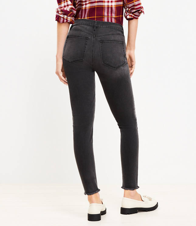 Curvy Frayed Mid Rise Skinny Jeans in Washed Black Wash