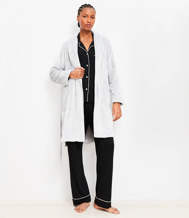 Cozy Faux Fur Pocket Robe