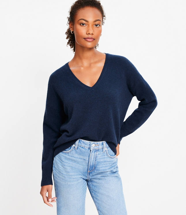 Relaxed V-Neck Cashmere Sweater