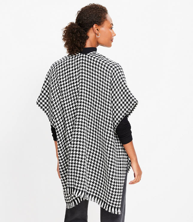 Houndstooth Wrap