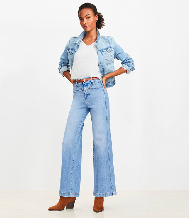 Double Yoke High Rise Wide Leg Jeans in Light Wash