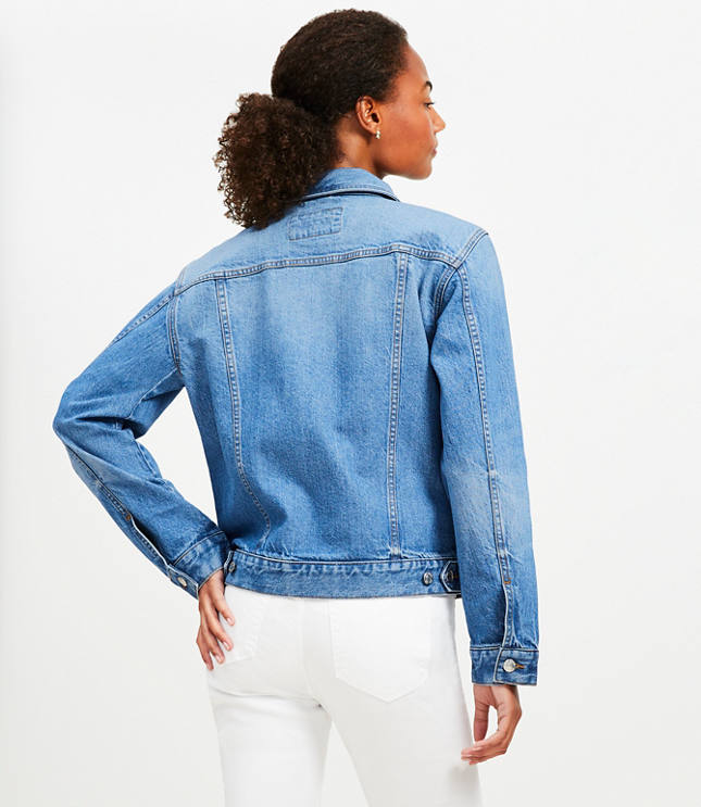 Denim Trucker Jacket in Classic Mid Wash