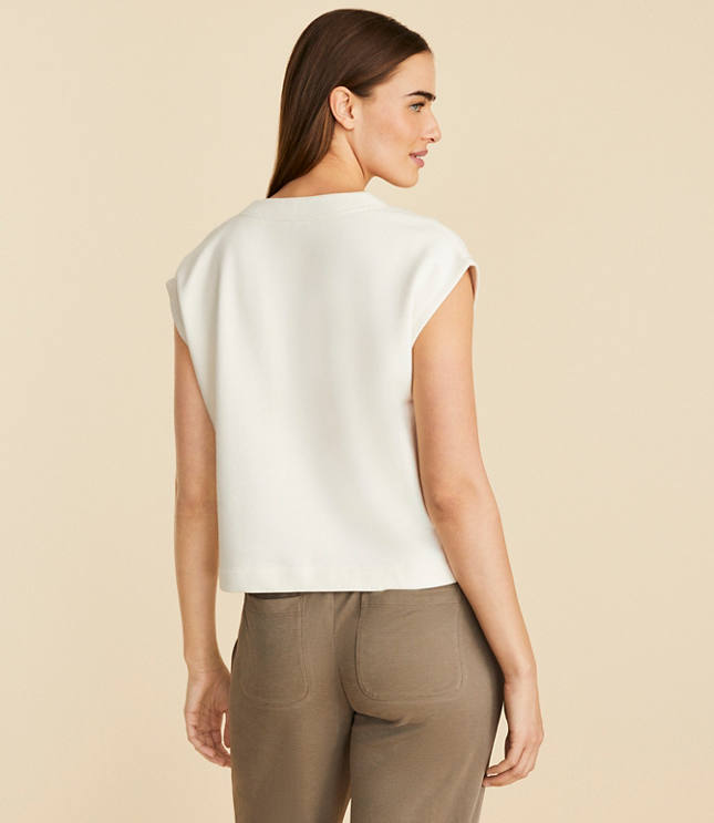 Lou & Grey Fleece Muscle Sweatshirt