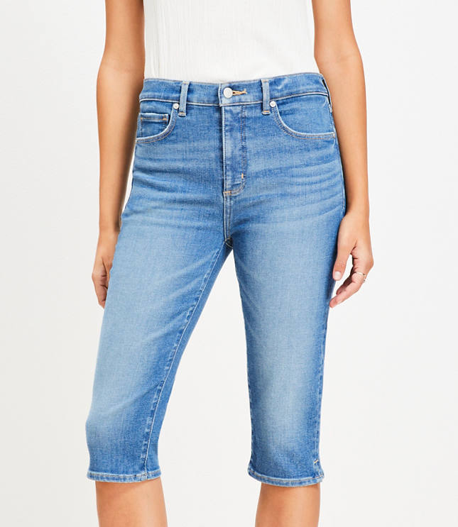 High Rise Denim Capri Pants Light Wash