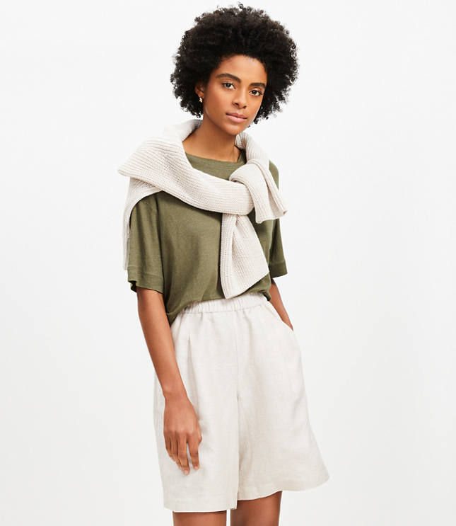 Pull On Bermuda Shorts in Linen Blend