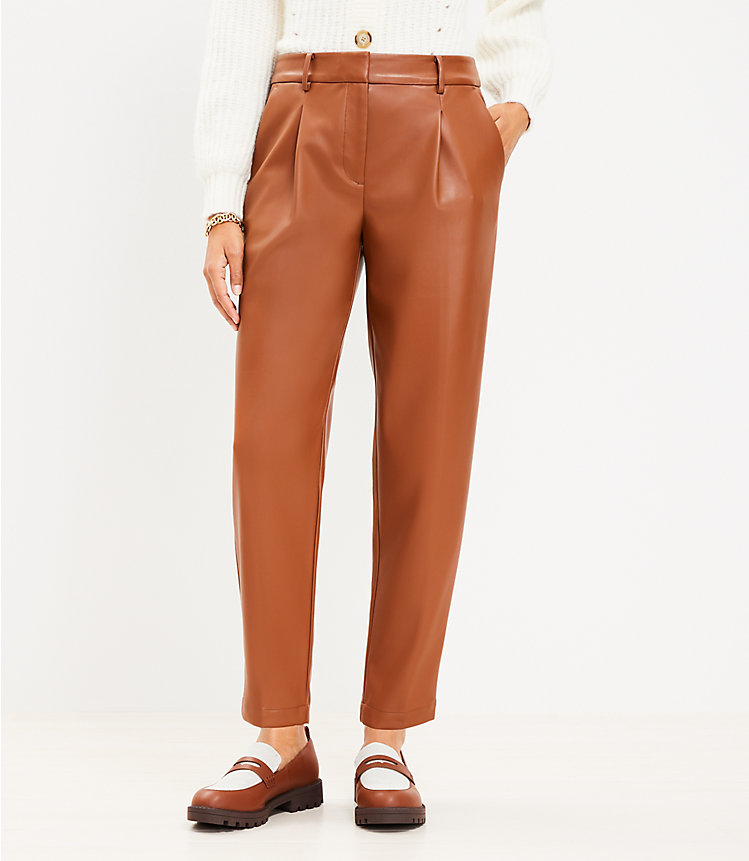 Pleated Tapered Pants in Faux Leather image number null