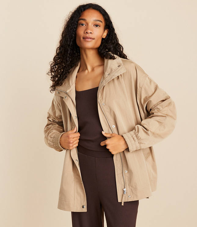 Lou & Grey Metallic Active Puffer Jacket