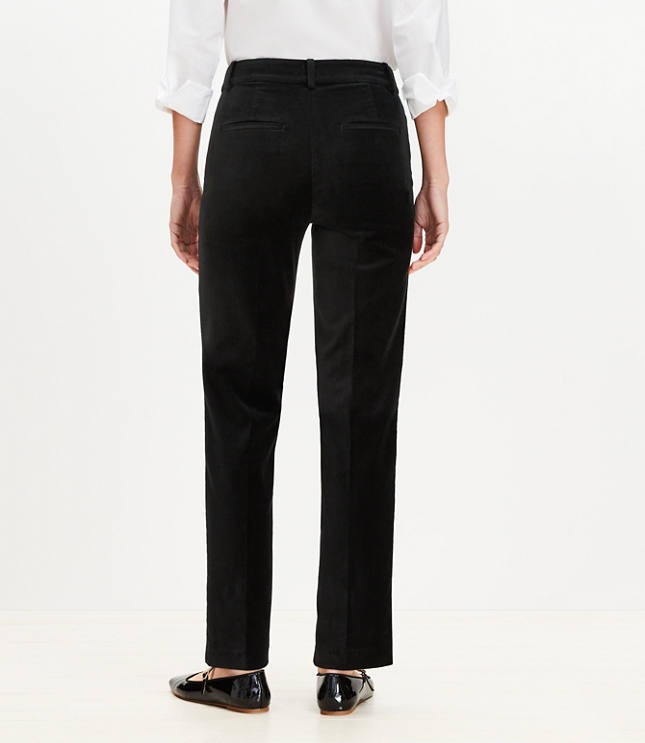 Curvy Pintucked Full Length Straight Pants in Velvet