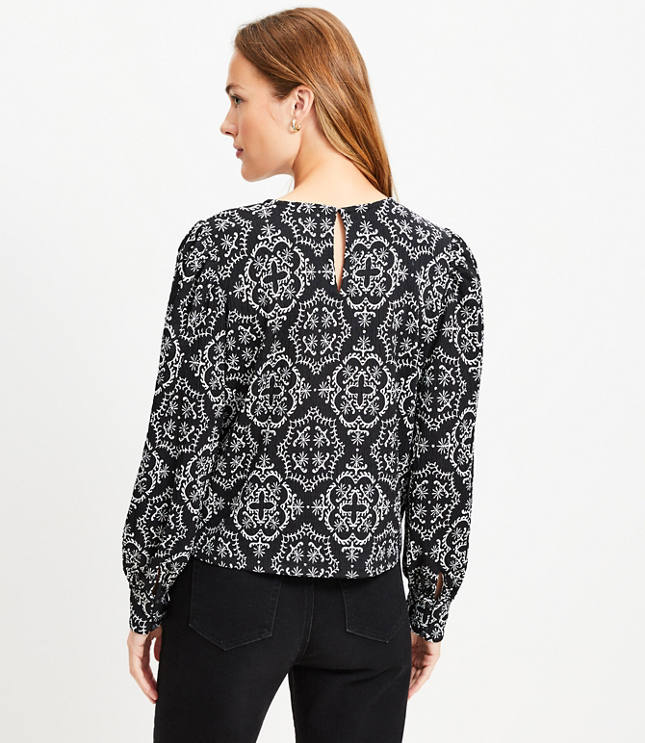 Tile Textured Balloon Sleeve Blouse