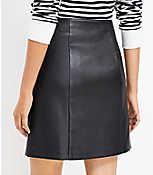 Seamed Faux Leather Skirt carousel Product Image 3