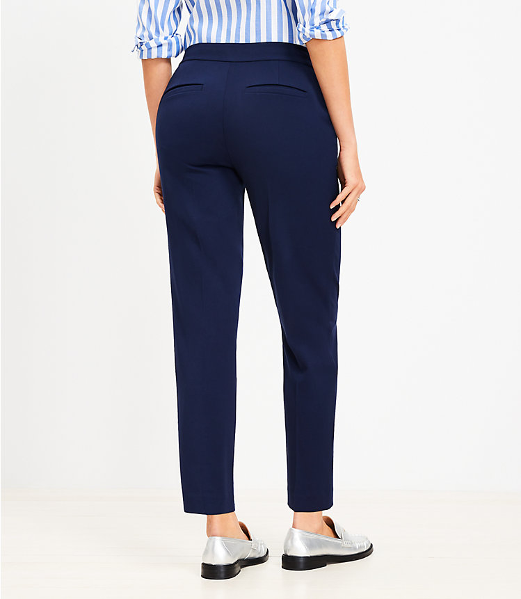 Curvy Button Pocket Riviera Slim Pants in Bi-Stretch image number null