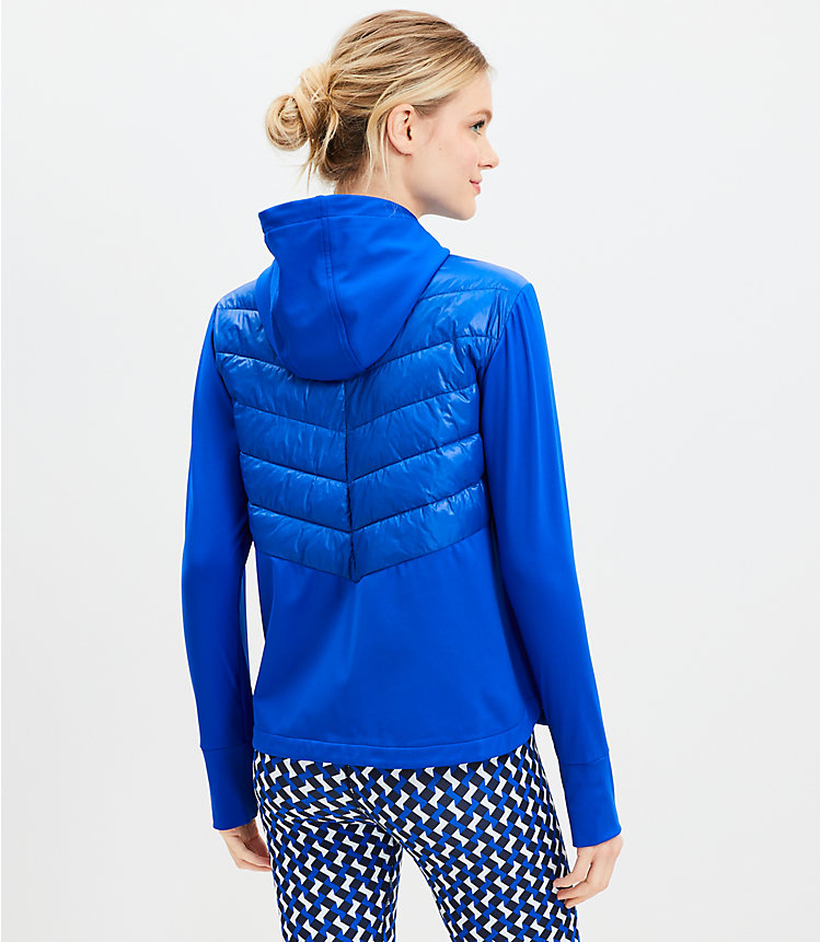 Lou & Grey Chevron Hooded Puffer Jacket image number 2