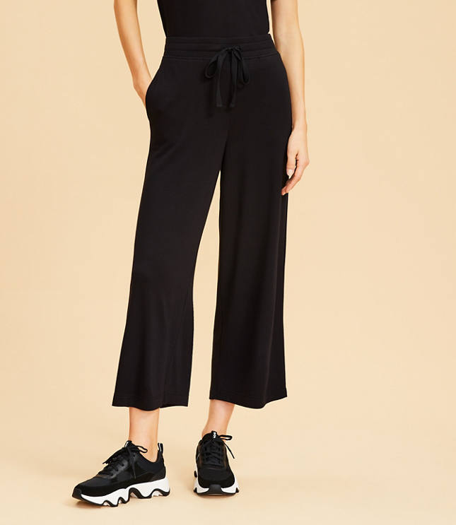 Lou & Grey Signaturesoft Wide Leg Crop Pants