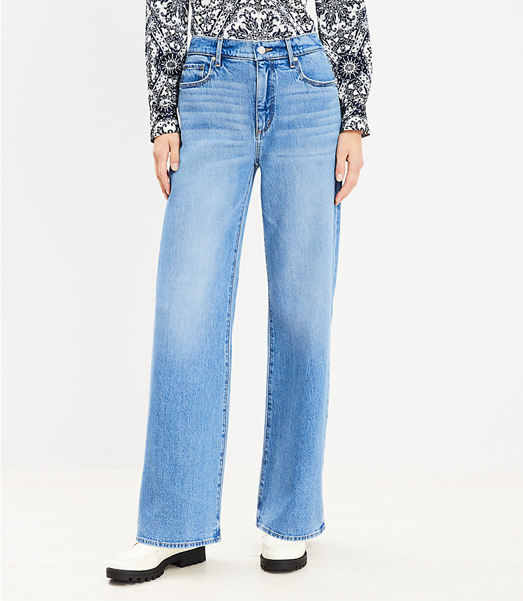 Curvy High Rise Wide Leg Jeans in Bright Mid Indigo Wash image number null