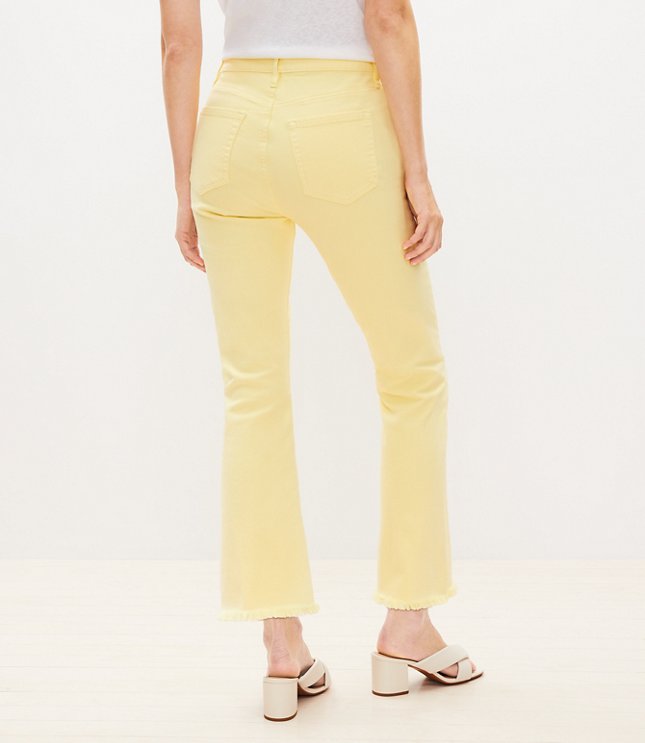 Curvy Frayed High Rise Kick Crop Jeans in Lemon Squeeze