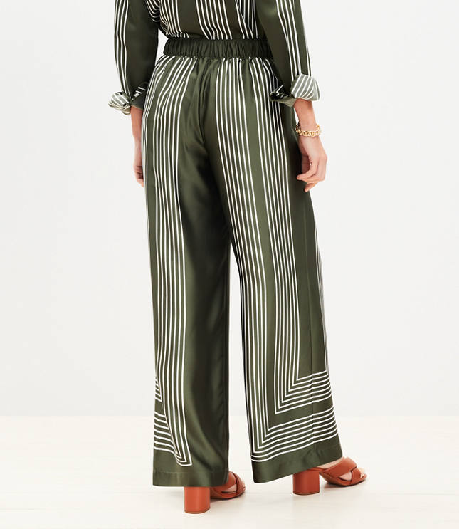 Fluid Pull On Wide Leg Pants in Striped Twill