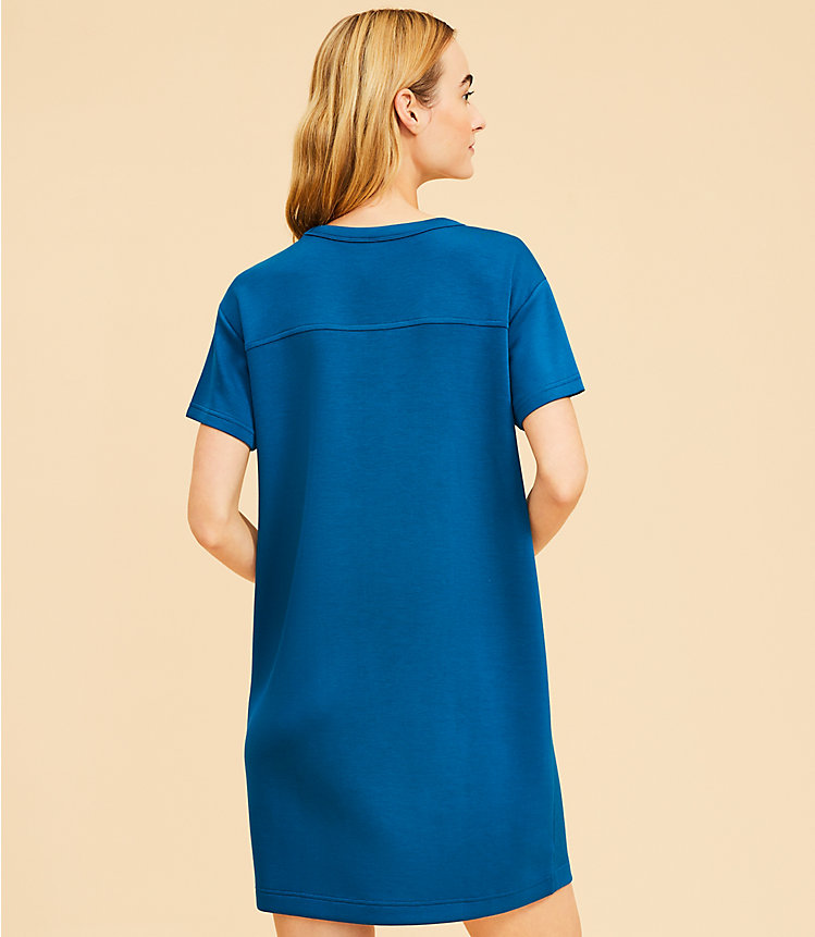 Lou & Grey Seamed Scubasoft Pocket Dress image number 2