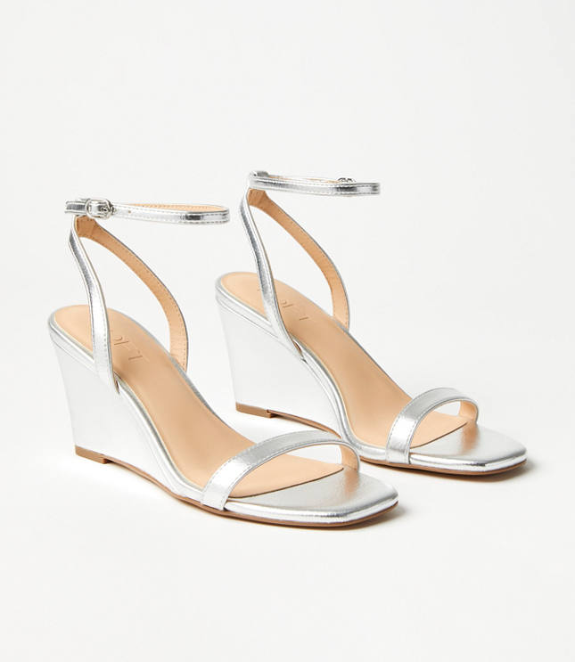 Cinched Slide Sandals