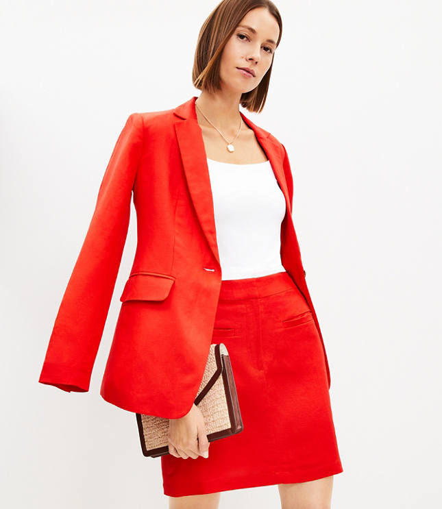【in a row】Glossy pocket skirt The Row - Navy Blue Glossy Leather Skirt | Mitchell Stores