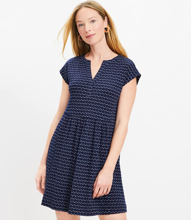 Petite Scalloped Y Neck Swing Dress