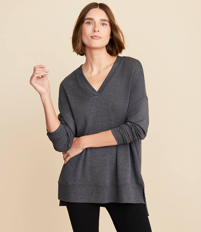 Lou & Grey Petite Ribtrim Signaturesoft V-Neck Tunic Top