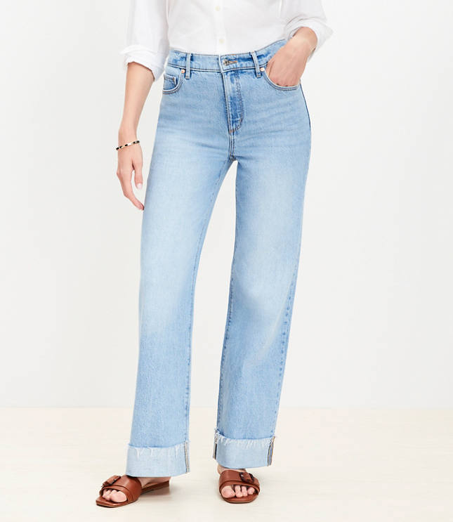 Petite Curvy Flip Cuff High Rise Wide Leg Jeans in Light Wash