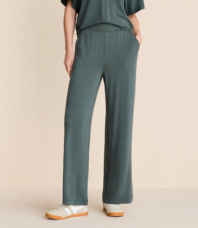 Lou & Grey Signaturesoft Wide Leg Pants