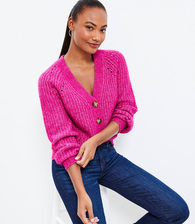 Pointelle v shop neck sweater