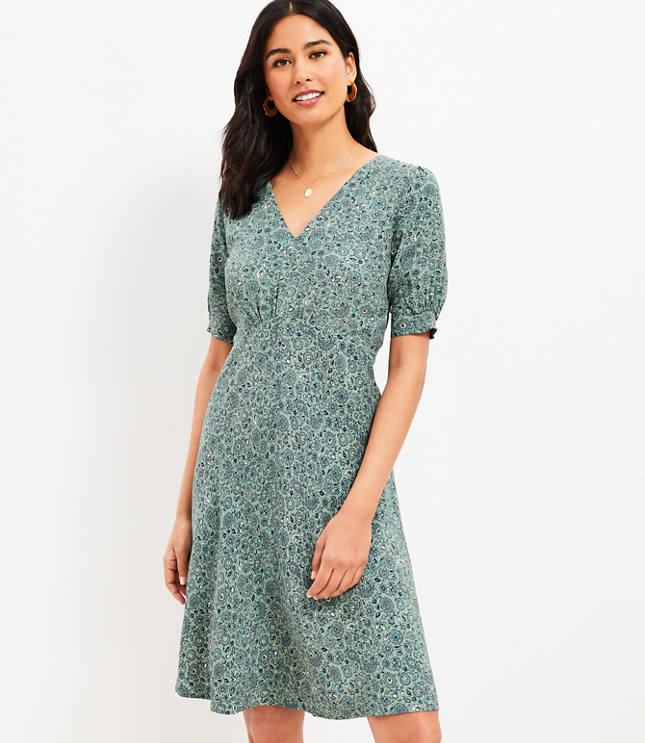 Puff sleeve clearance v neck dress