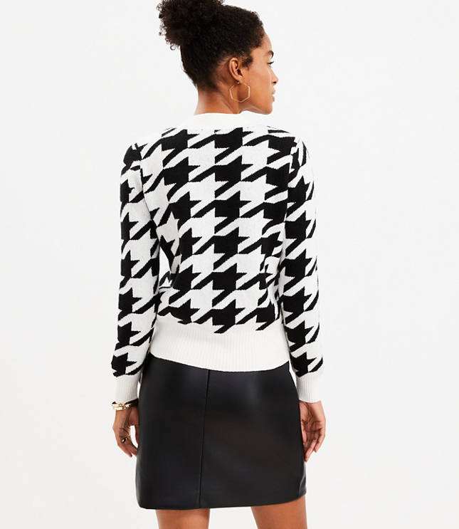 Petite Houndstooth V-Neck Cardigan