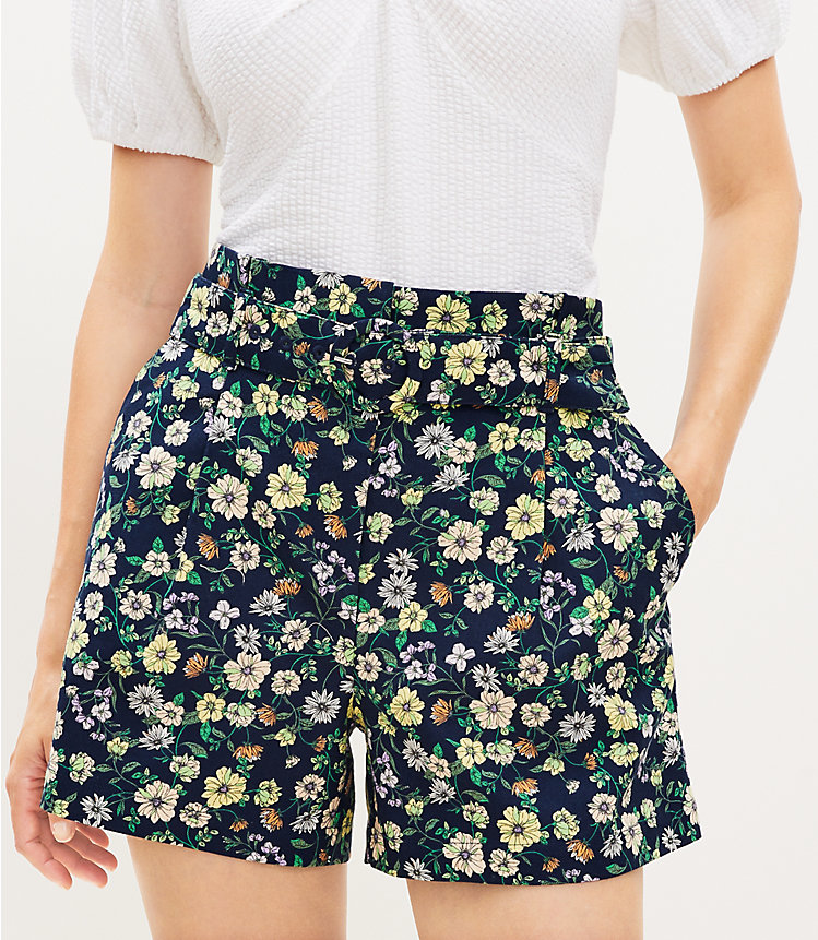 Belted Pleated Shorts in Floral Twill image number 1