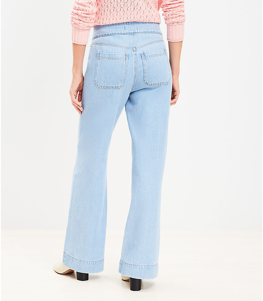 Petite Patch Pocket High Rise Wide Leg Jeans in Light Wash