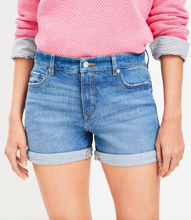 Petite Mid Rise Denim Roll Shorts in Medium Wash