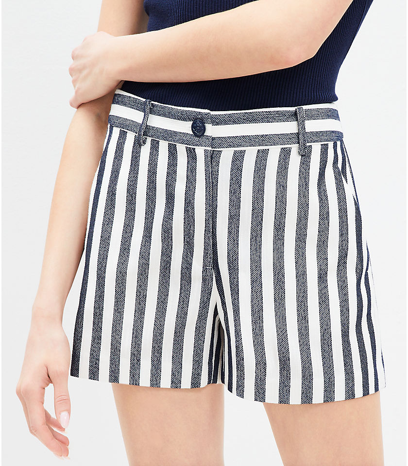 Riviera Shorts in Striped Texture