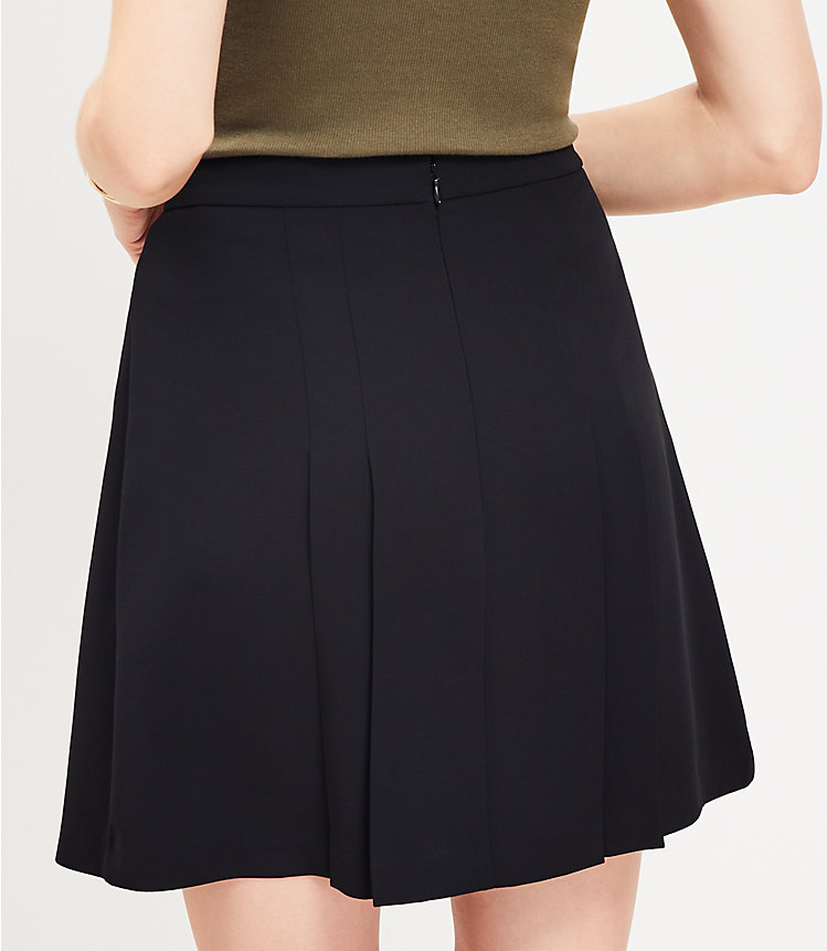 Petite Pleated Pocket Skirt image number 2