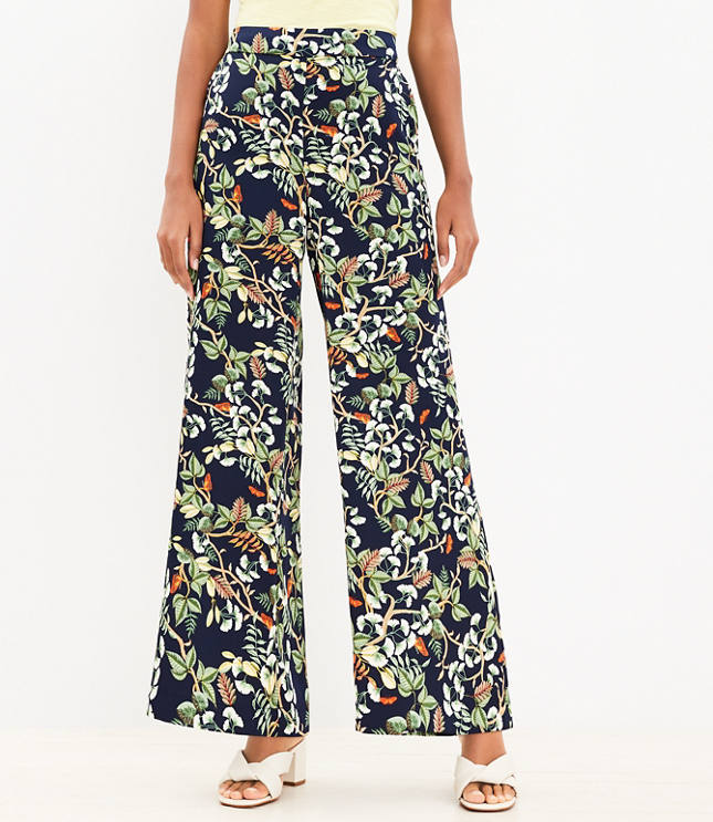 Pintucked Pull On Flare Pants in Sculpting Ponte