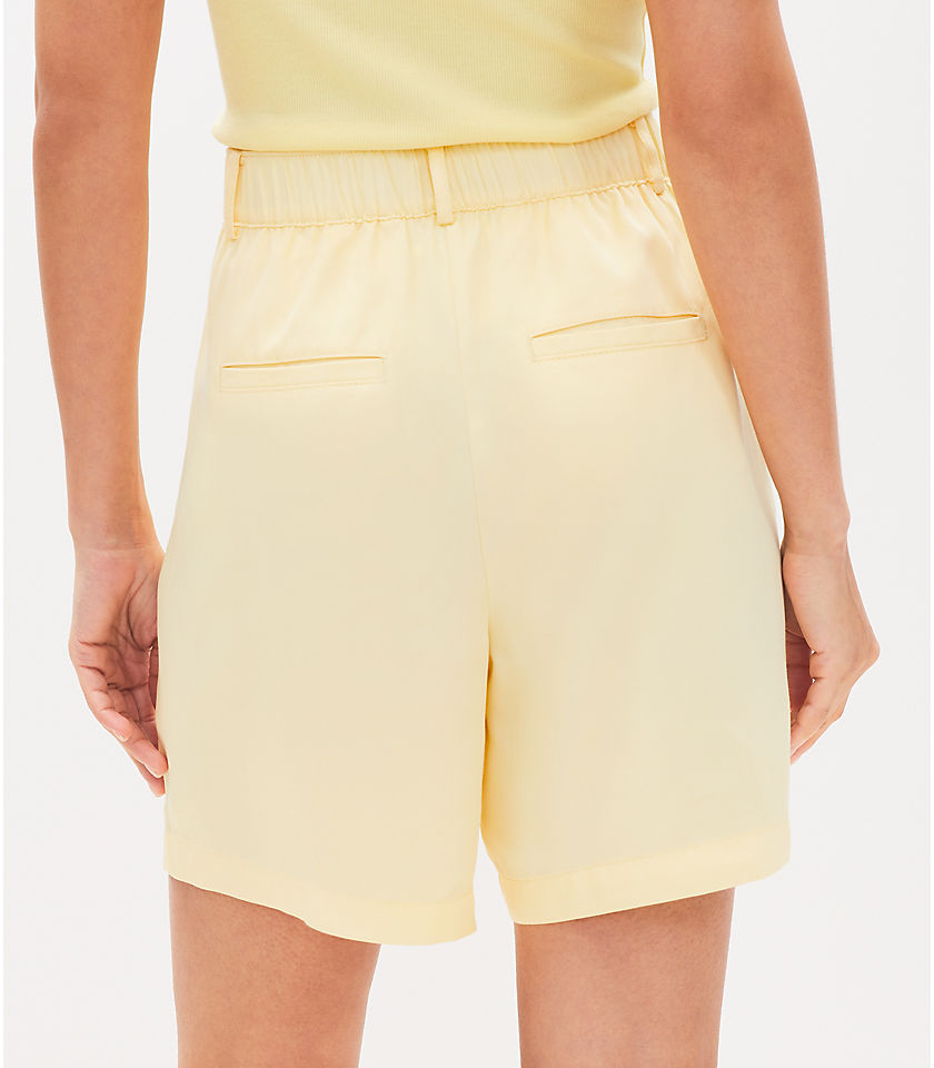 Pleated Shorts in Emory with 7 Inch Inseam