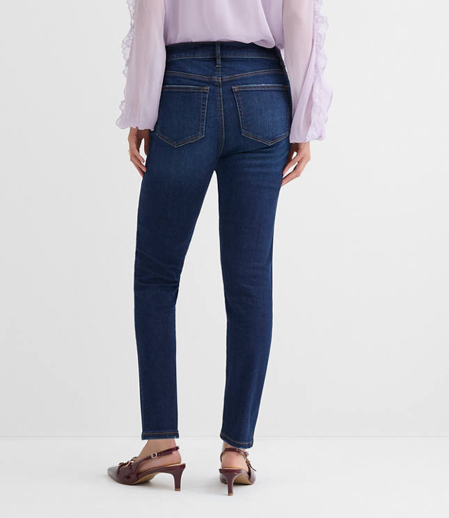 Curvy Mid Rise Skinny Jeans in Vintage Dark Wash