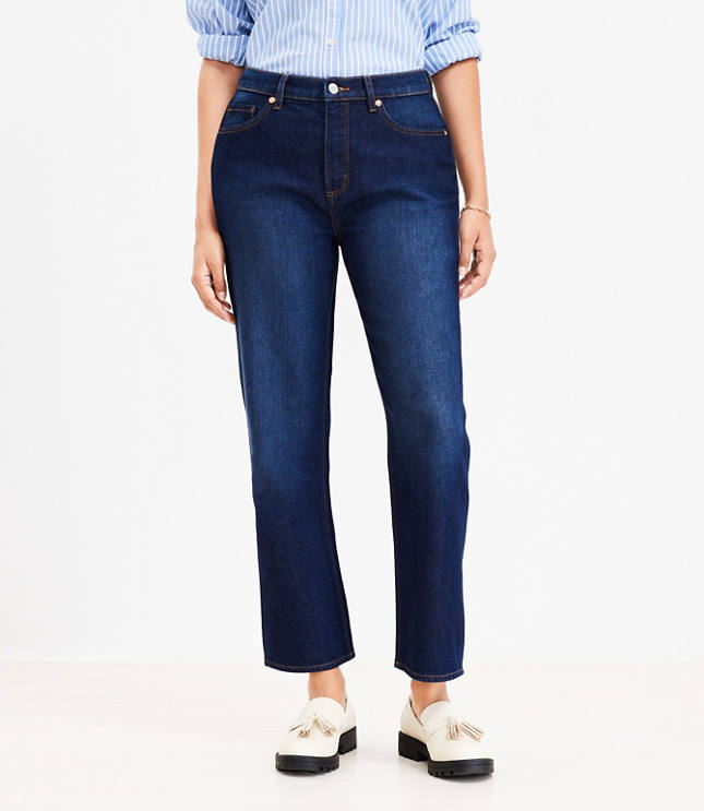 Curvy High Rise Straight Jeans in Clean Dark Wash