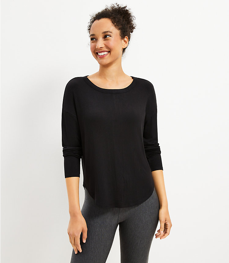 Lou & Grey Ribbed Signaturesoft Shirttail Top image number null