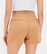 Curvy Palmer Shorts in Twill carousel Product Image 2