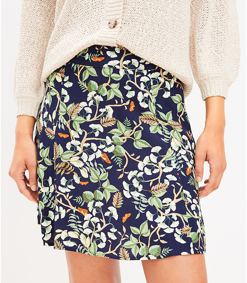 Leafed Seamed Skirt