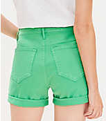 Petite Mid Rise Denim Roll Shorts in Fresh Clover carousel Product Image 3