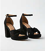 Knotted Platform Heels carousel Product Image 1