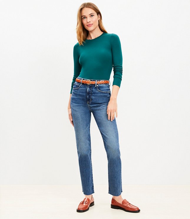 Girlfriend Jeans in Dark Rinse - Dark Rinse