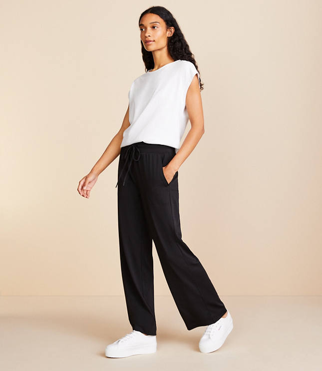 Lou & Grey Luvstretch Straight Leg Pants