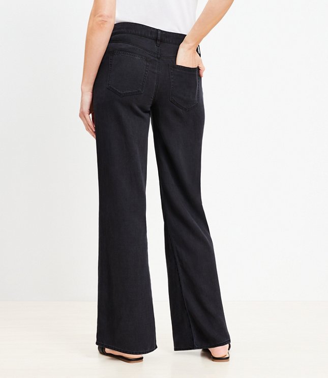 Petite Mid Rise Wide Leg Jeans in Washed Black